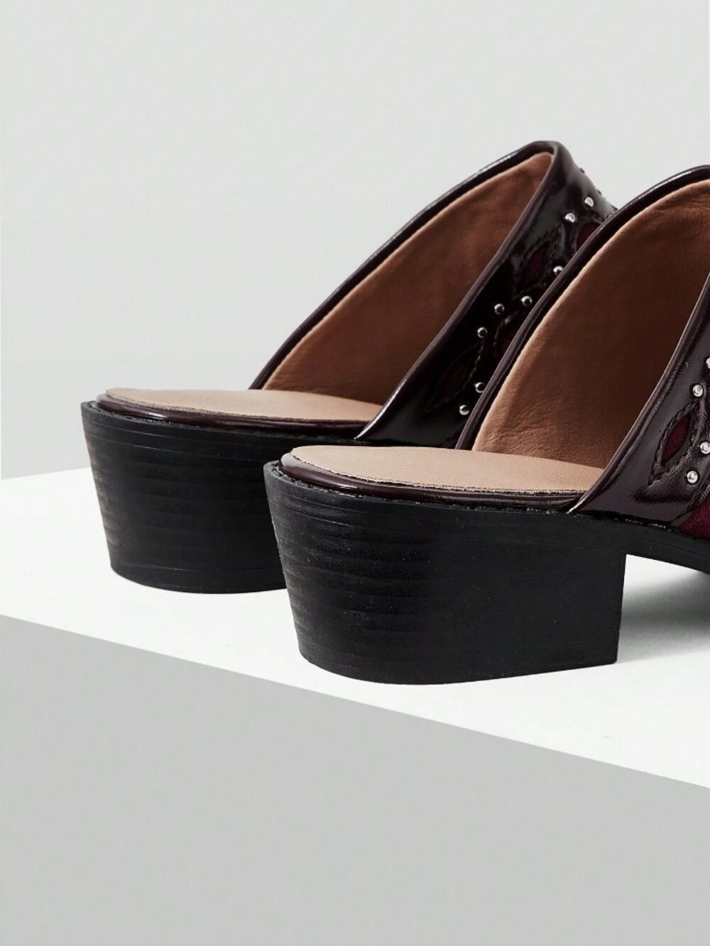 Burgundy Casual Women's Textured Patchwork Mule Chunky Heel Slip-On Shoes - Picture 8 of 9